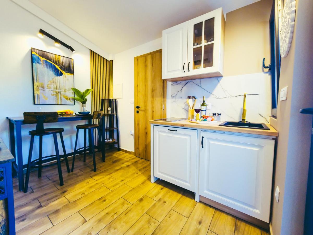 Residence ǁ Corino Biograd Na Moru Εξωτερικό φωτογραφία